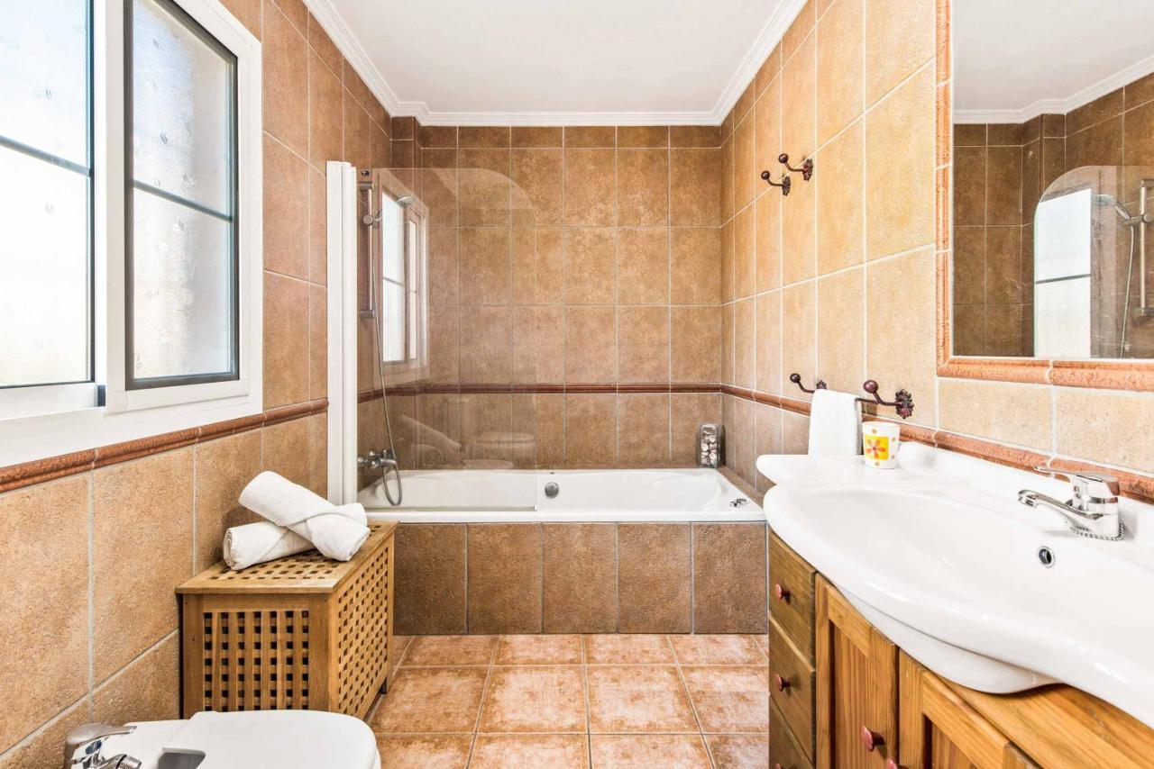 Villa Sol Nerja Exteriör bild
